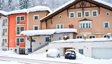 Posthotel Strengen am Arl