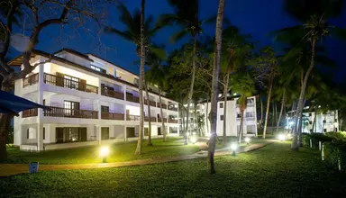 PrideInn Flamingo Beach Resort & Spa