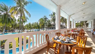 PrideInn Flamingo Beach Resort & Spa