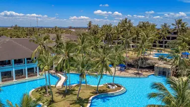 PrideInn Flamingo Beach Resort & Spa