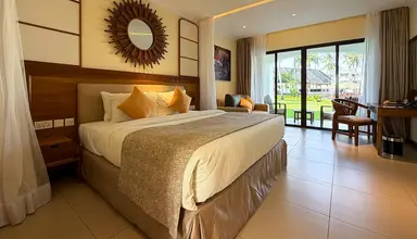 PrideInn Paradise Beach Resort