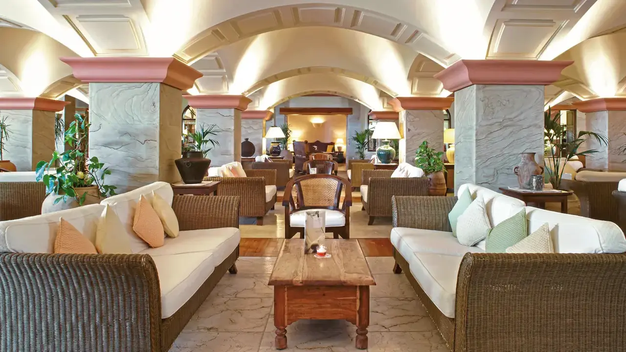Princesa Yaiza Suite Resort