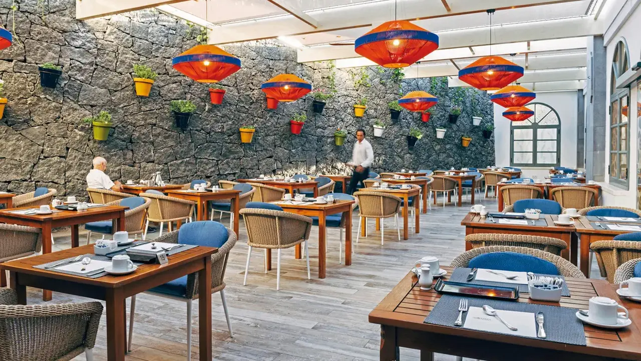 Princesa Yaiza Suite Resort