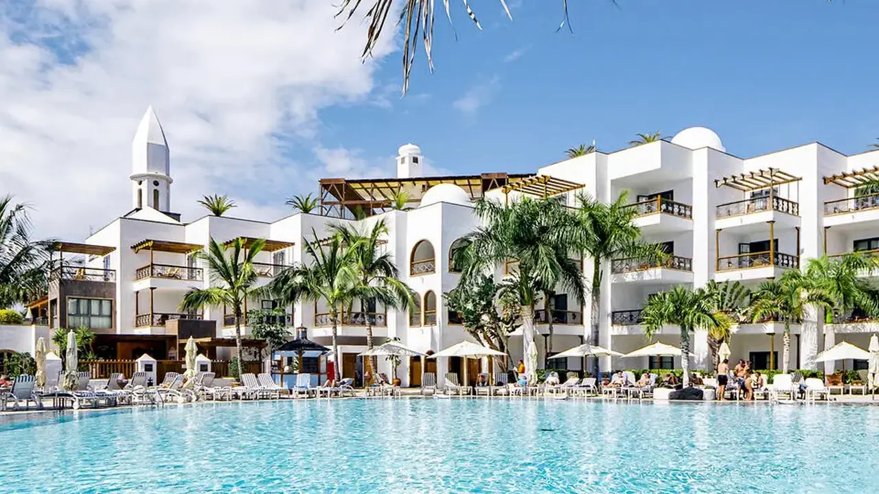 Princesa Yaiza Suite Resort