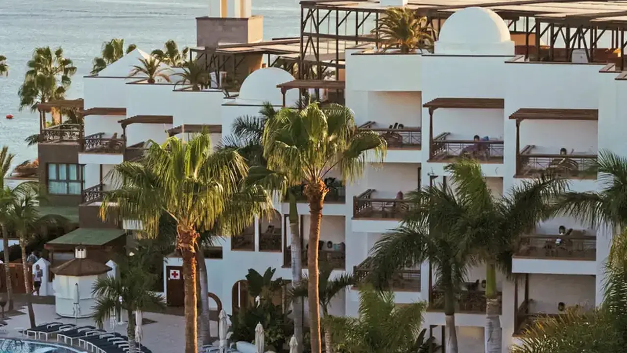 Princesa Yaiza Suite Resort