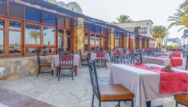 Protels Beach Club & SPA