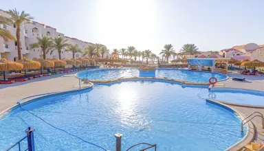 Protels Beach Club & SPA