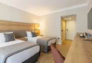 Proxima Hotel