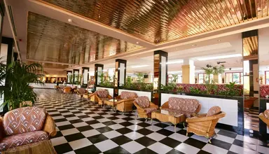 Puerto Palace