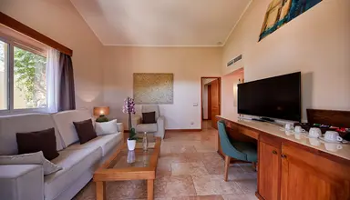 Pula Suites Boutique Resort
