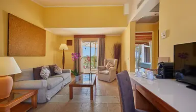 Pula Suites Boutique Resort