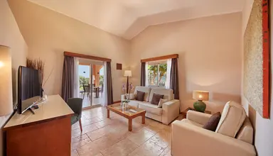 Pula Suites Boutique Resort