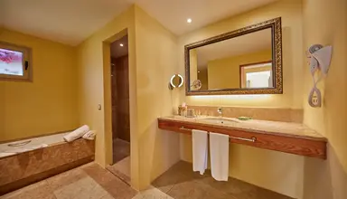 Pula Suites Boutique Resort
