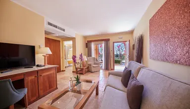 Pula Suites Boutique Resort