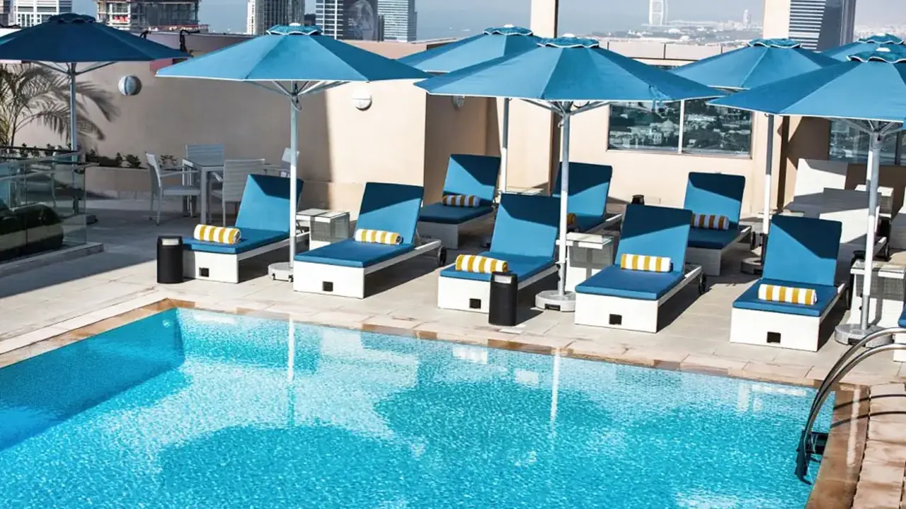 Pullman Jumeirah Lakes Towers