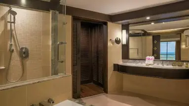 Pullman Phuket Karon Beach Resort 