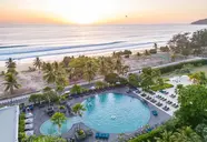 Pullman Phuket Karon Beach Resort 