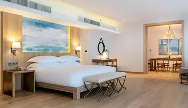 Pullman Phuket Karon Beach Resort