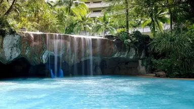 Pullman Phuket Karon Beach Resort 