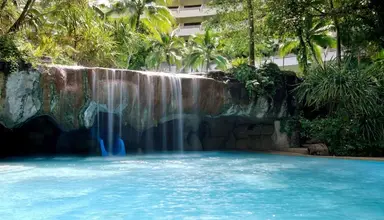 Pullman Phuket Karon Beach Resort