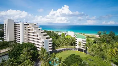 Pullman Phuket Karon Beach Resort 