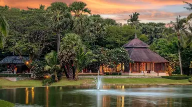 Pullman Phuket Karon Beach Resort 