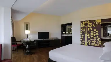 Pullman Phuket Karon Beach Resort 
