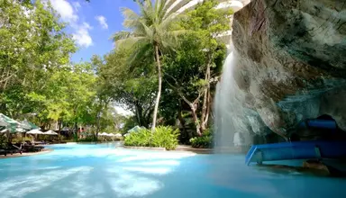Pullman Phuket Karon Beach Resort
