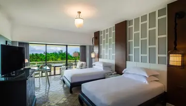 Pullman Phuket Karon Beach Resort