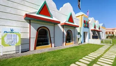 Pyramisa Sahl Hashesh Resort