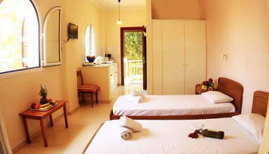 Pyrgaraki Studios & Apartments