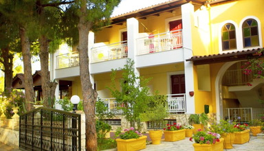 Pyrgaraki Studios & Apartments