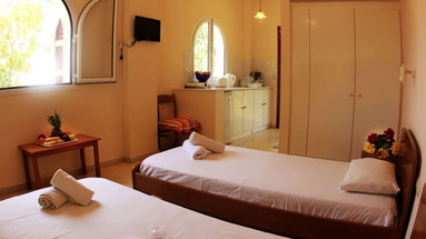 Pyrgaraki Studios & Apartments