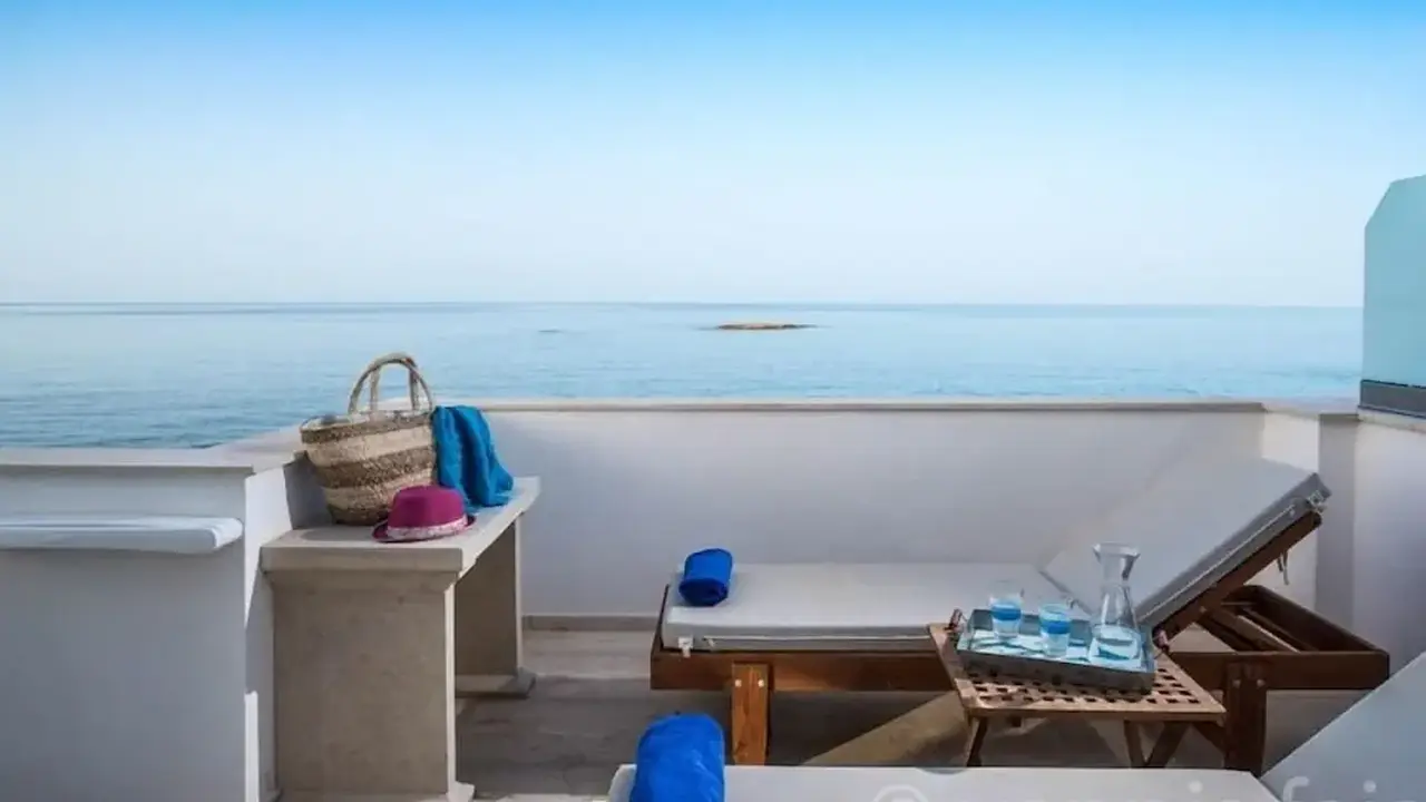 Pyrgos Blue