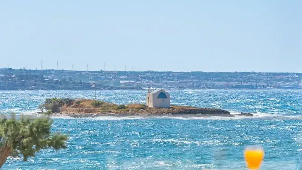 Pyrgos Blue