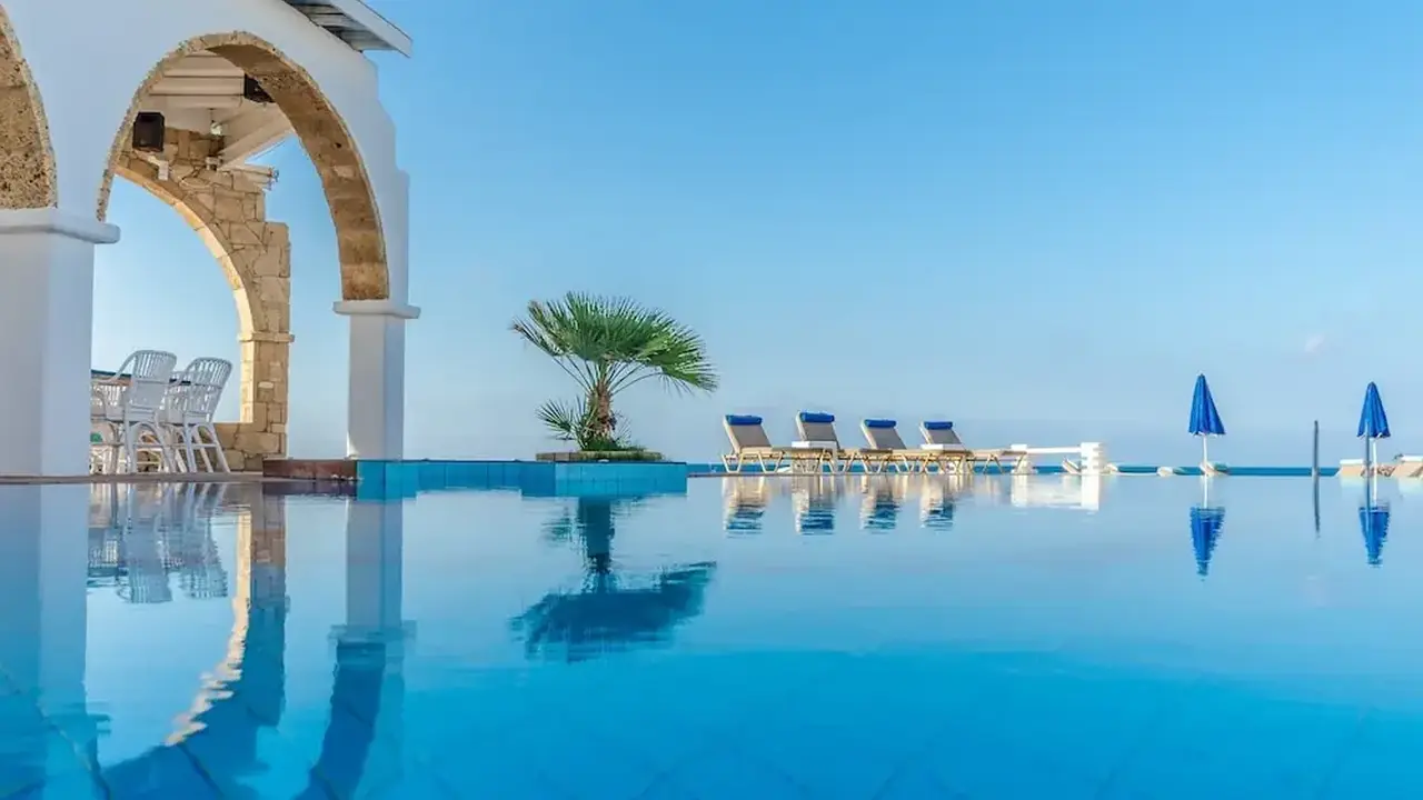 Pyrgos Blue