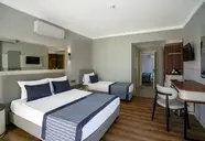 Q Ella Beach Side