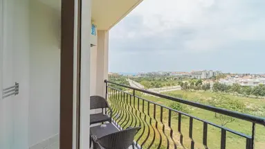 Q Ella Beach Side