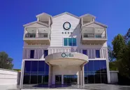 Q Ella Beach Side
