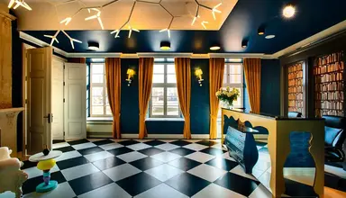 Quadrille Hotel & Spa