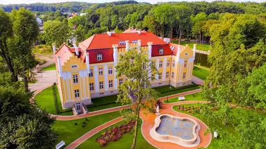 Quadrille Hotel & Spa