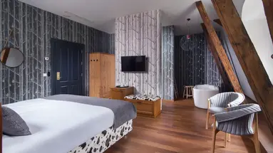 Quadrille Hotel & Spa