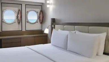 Queen Elizabeth 2