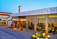 Queen's Park Le Jardin Resort