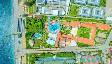 Queen's Park Le Jardin Resort