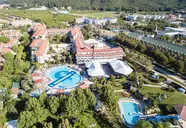 Queen's Park Le Jardin Resort
