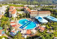 Queen's Park Le Jardin Resort