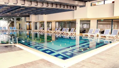 Queen's Park Le Jardin Resort