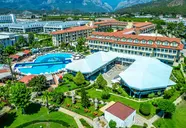 Queen's Park Le Jardin Resort