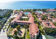 Queen's Park Le Jardin Resort